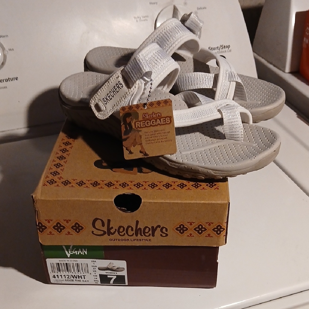Skechers White and Gray Women's Sandals